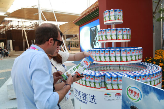 伊利乳業看中合肥依瑪系列噴碼機