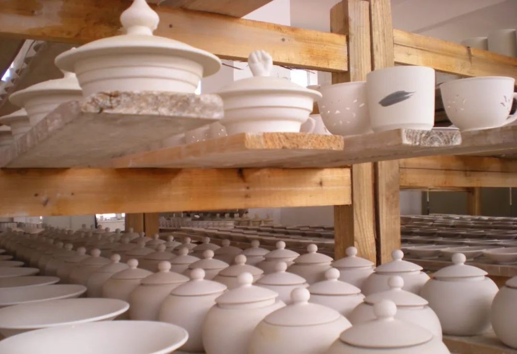 依瑪 | 噴碼機賦予陶瓷品別樣美感!